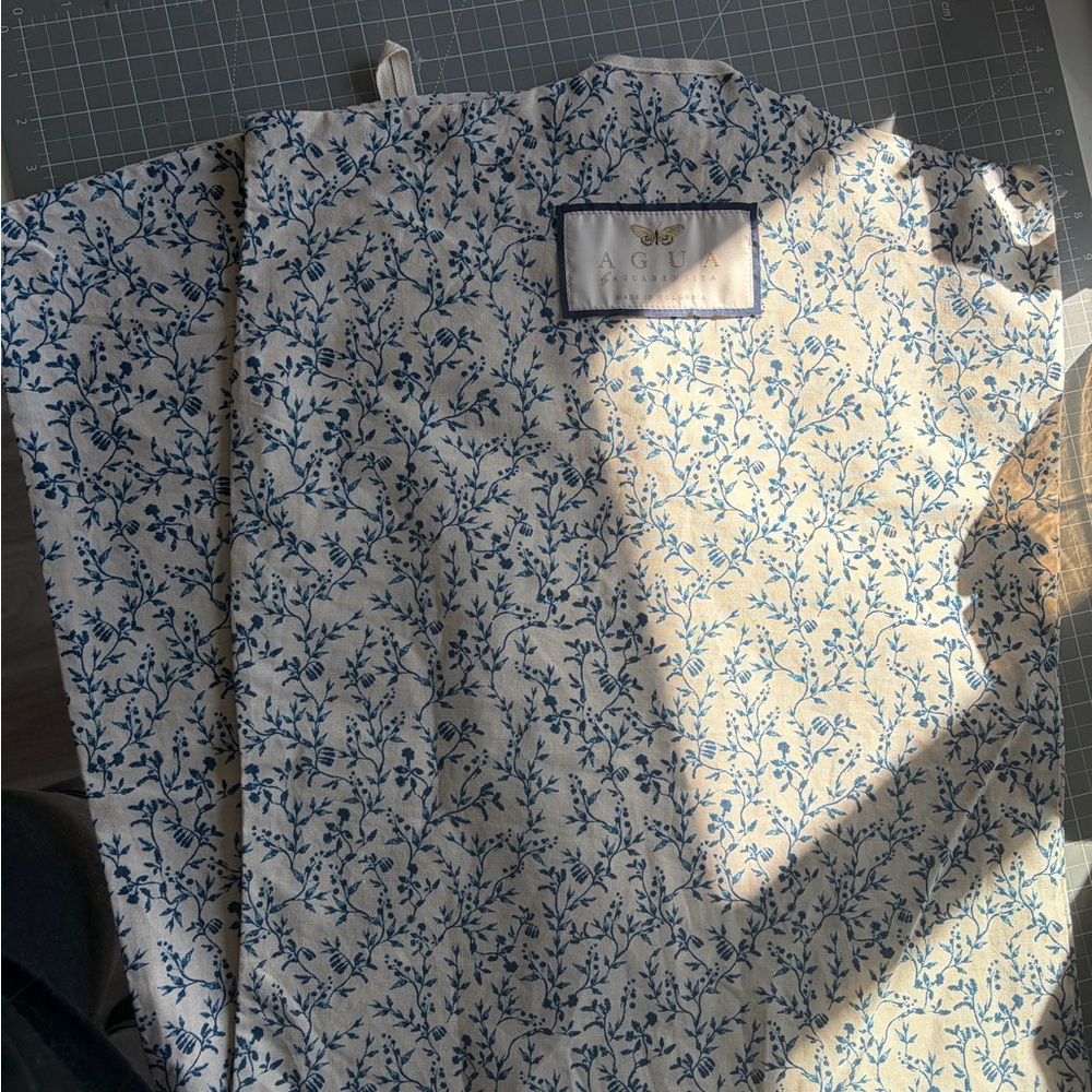 Agua by Agua Bendita Blue Floral Cotton Garment Bag